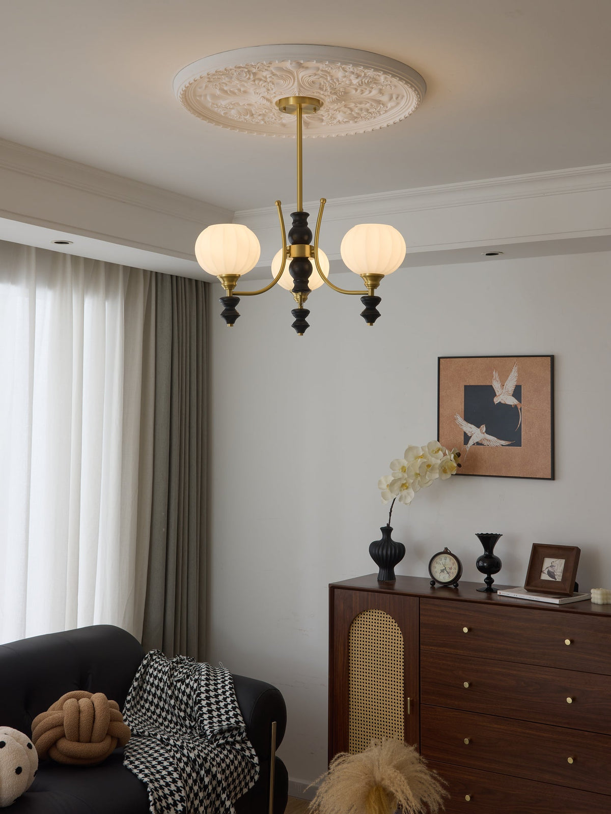 Lucerna Royale Chandelier – Brass & Walnut Wood Modern Chandelier for Dining Room and Foyer