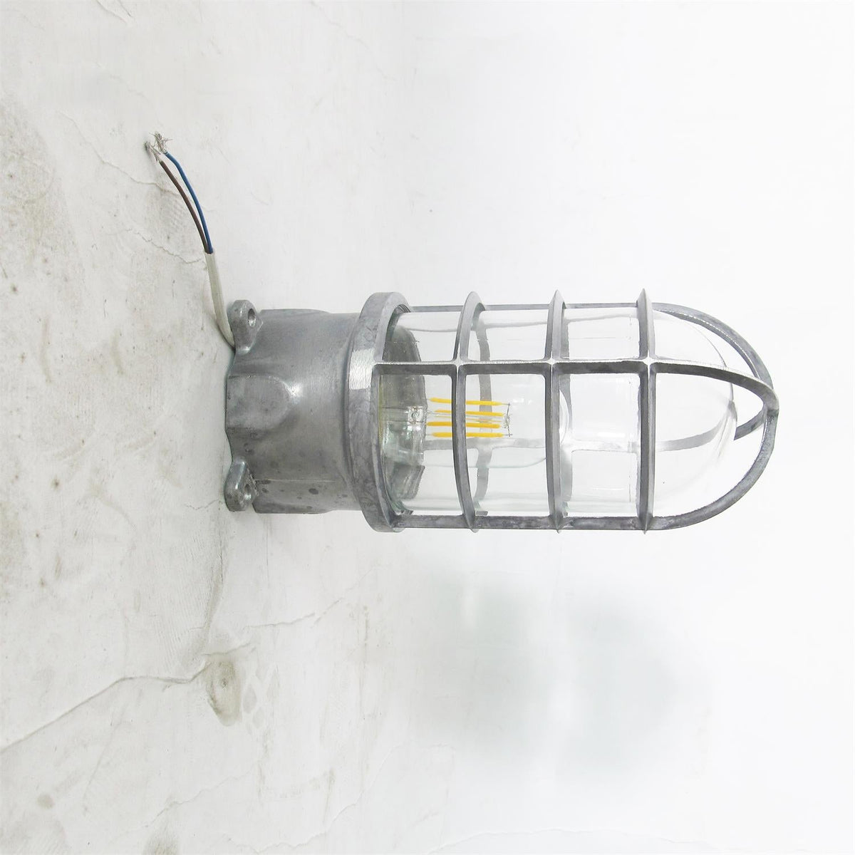 lucid-dudley-wall-lamp