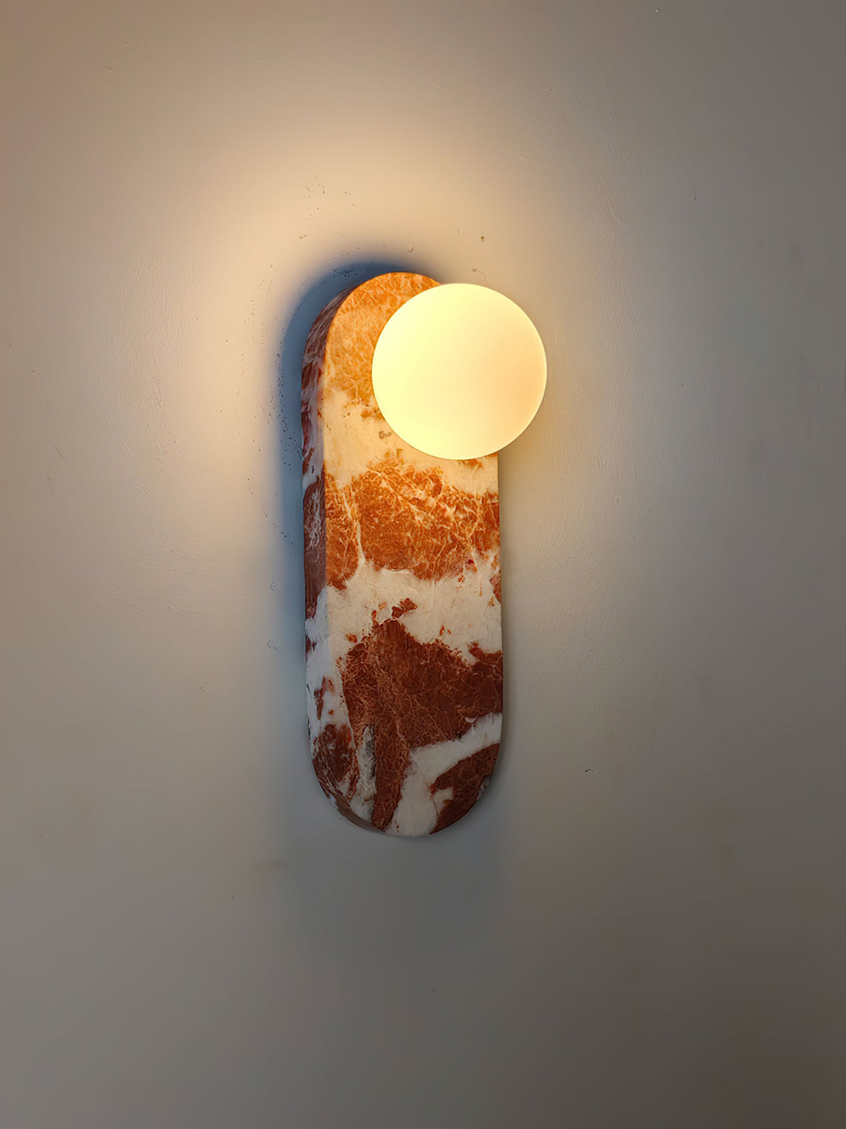 lucie-wall-lamp