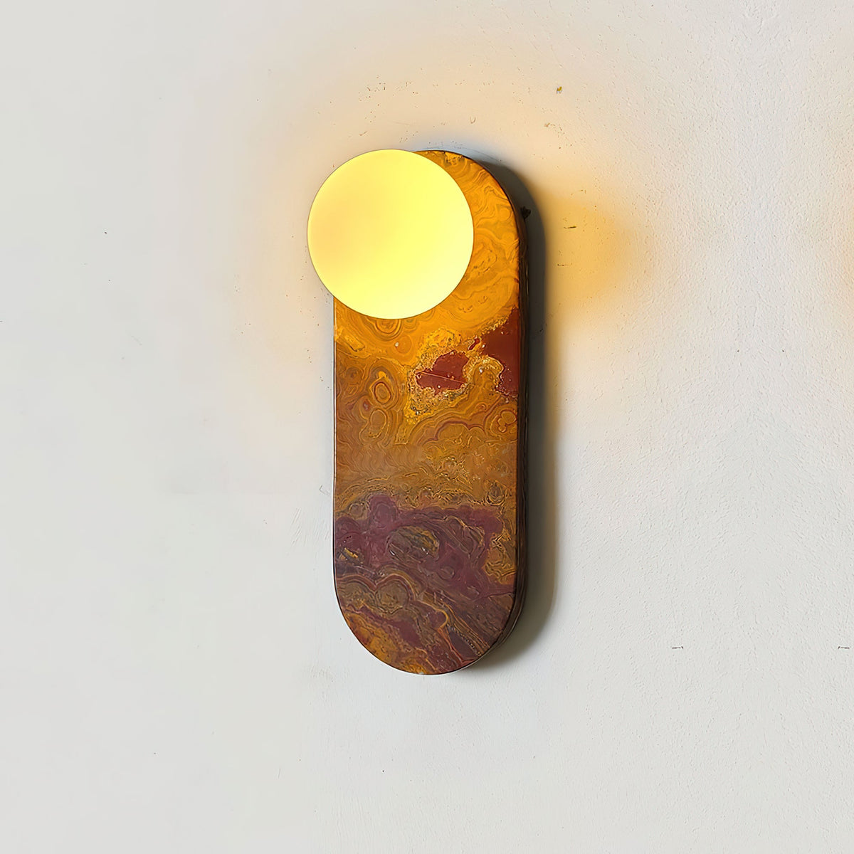 lucie-wall-lamp