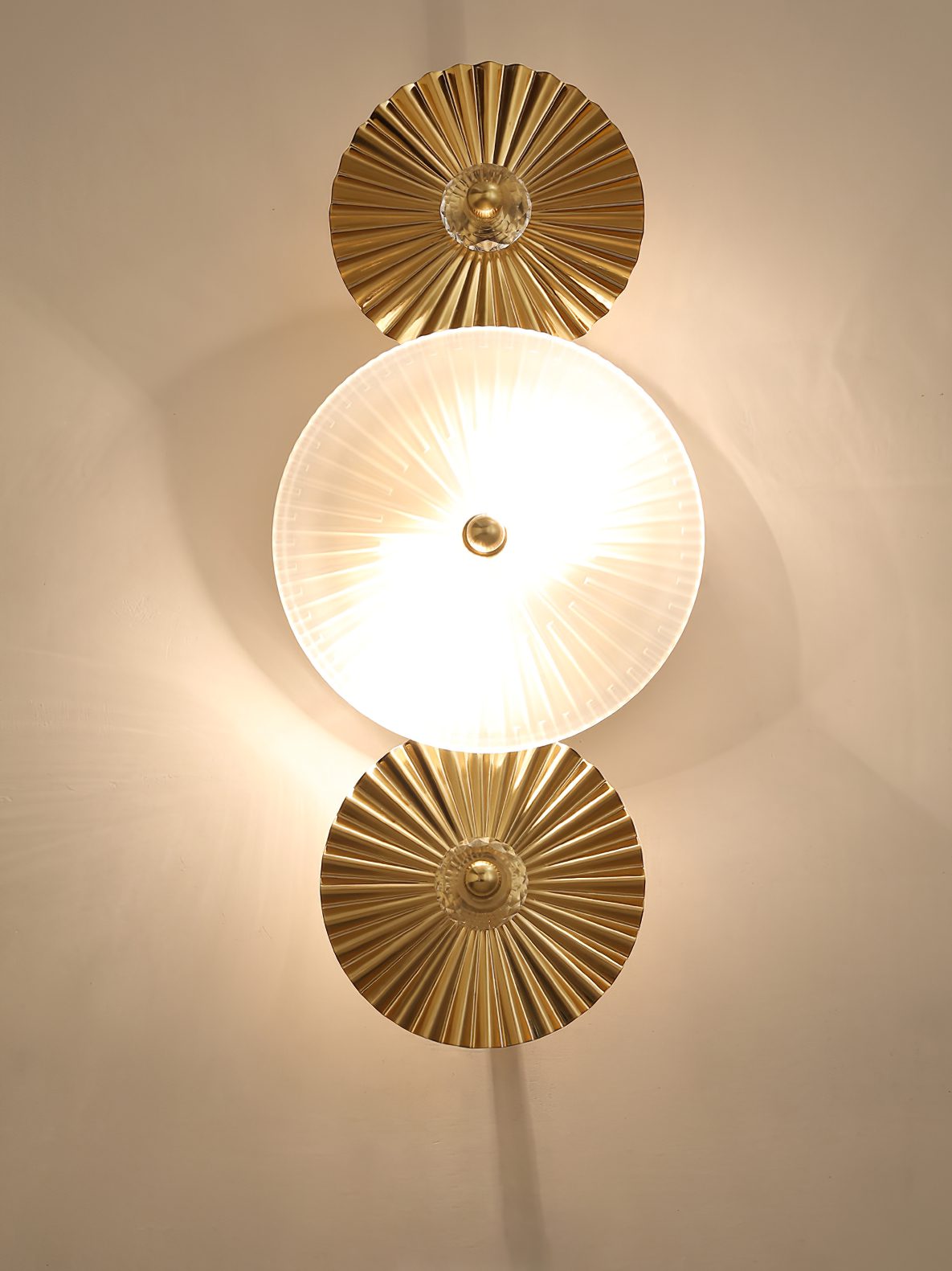 Lucky 8 Wall Lamp