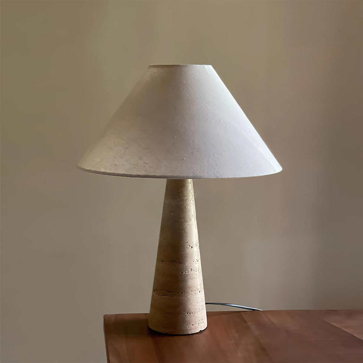 lulu-travertine-table-lamp