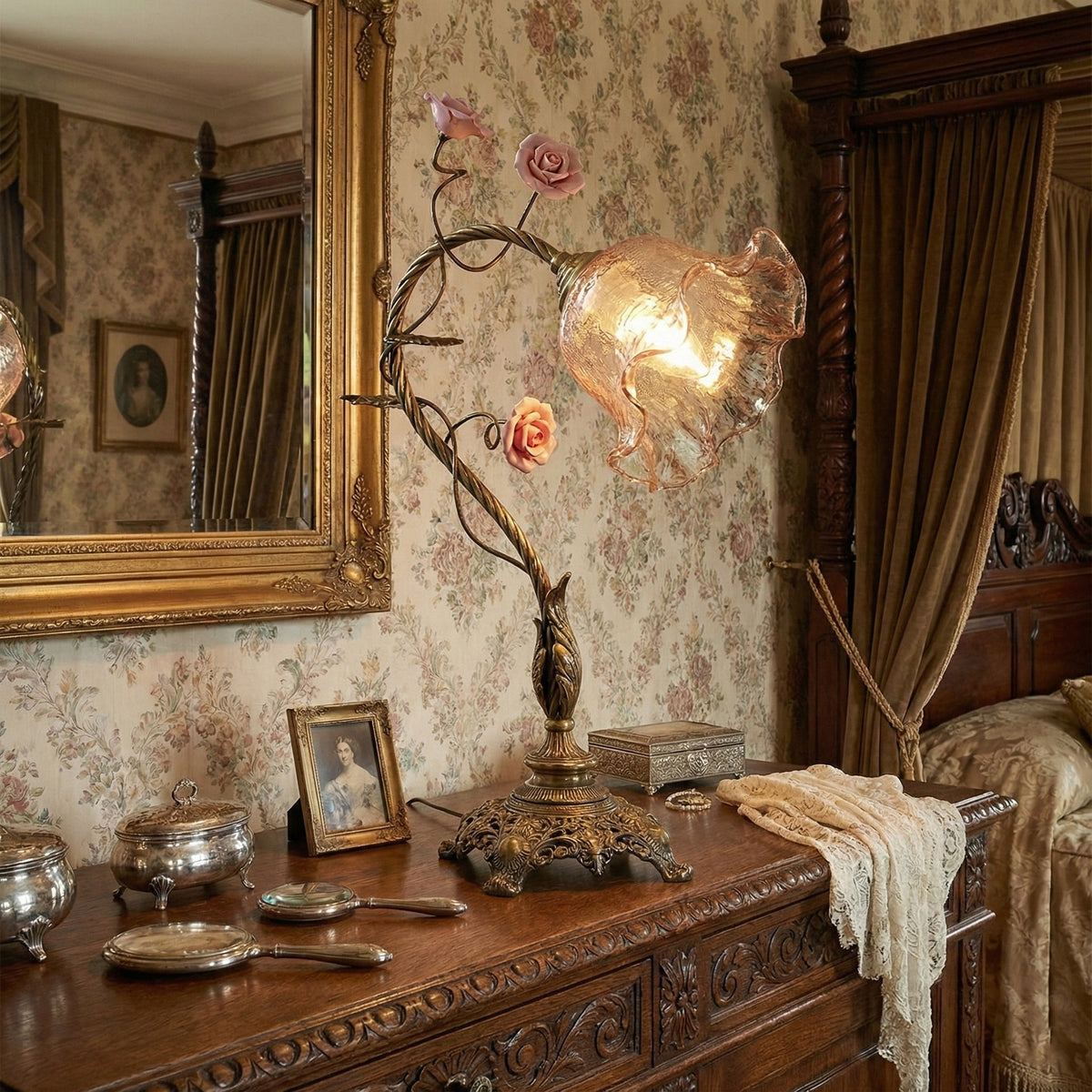 lumiere-table-lamp