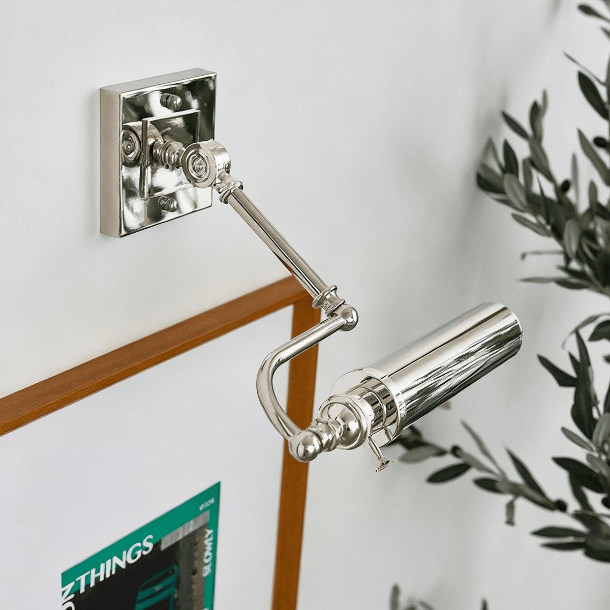 Lumina Polished Chrome Wall Sconce for Modern Interiors