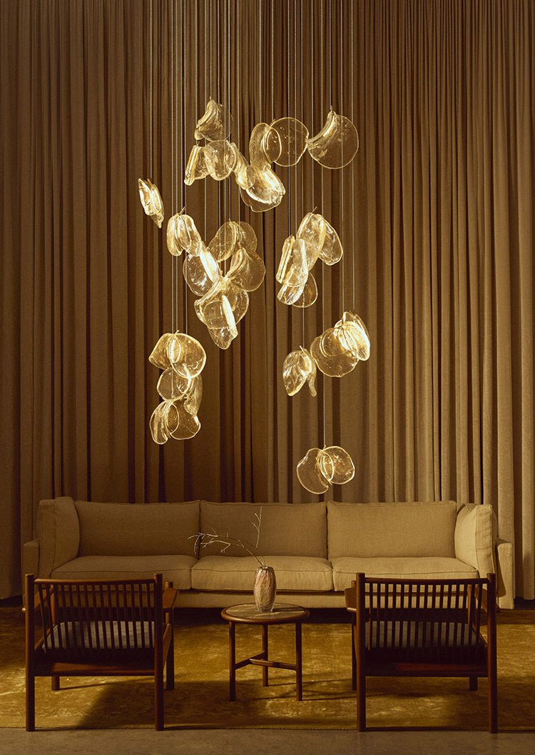 Luminous Glass Petals Pendant Chandelier – Modern LED Hanging Light for Dining Room and Living Room