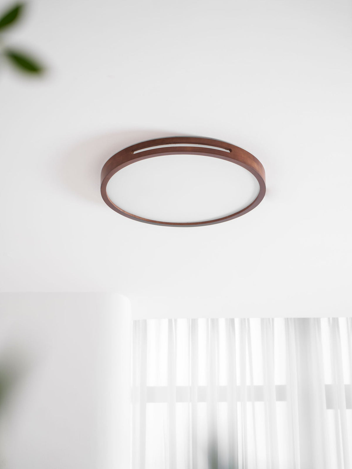 Lumis Halo Ceiling Light – Modern Round LED Flush Mount with Wood Accent