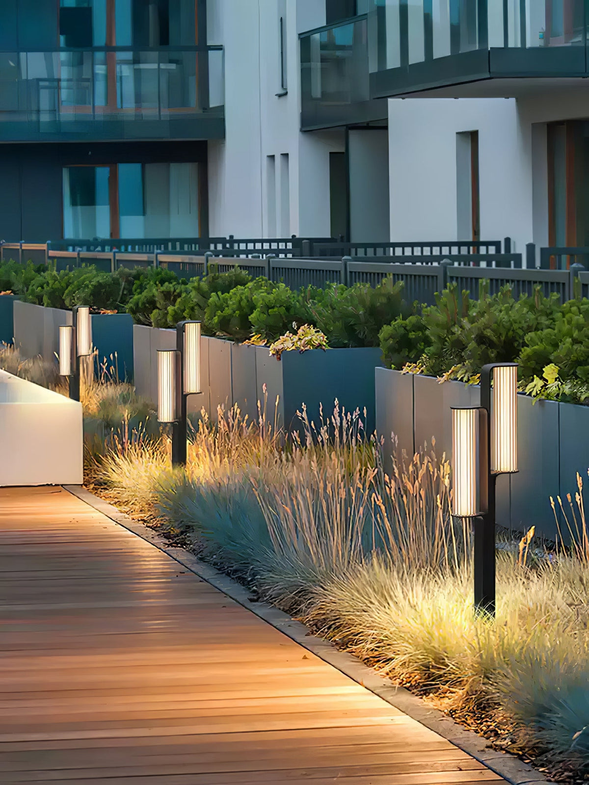 Lumo Arc Duo Outdoor Post Lamp – Modern LED Garden Lighting