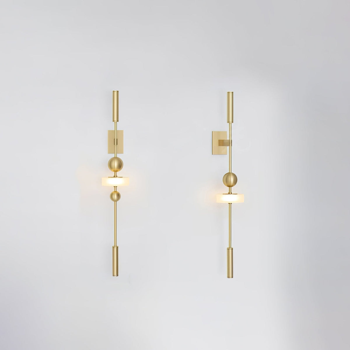Lumos Wall Sconce – Modern LED Wall Light in Gold Finish