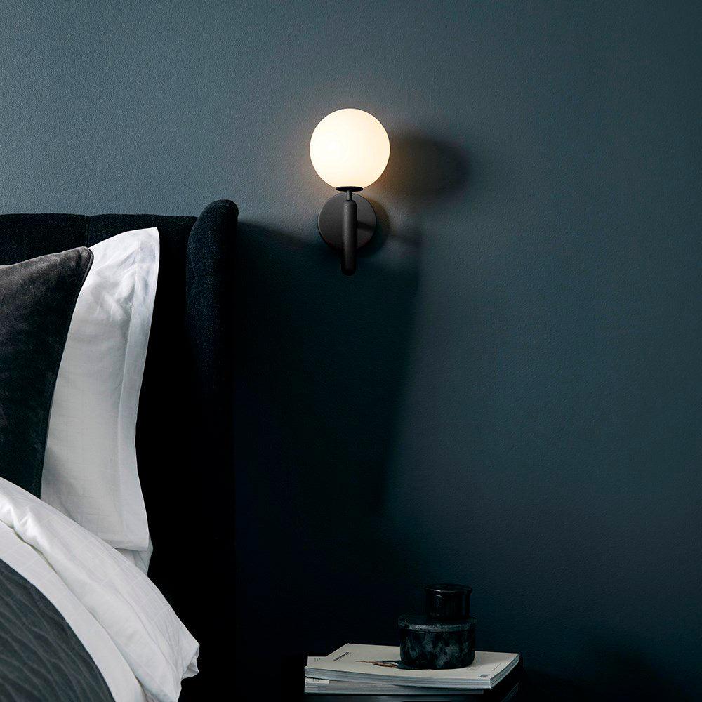 luna-orb-wall-lamp