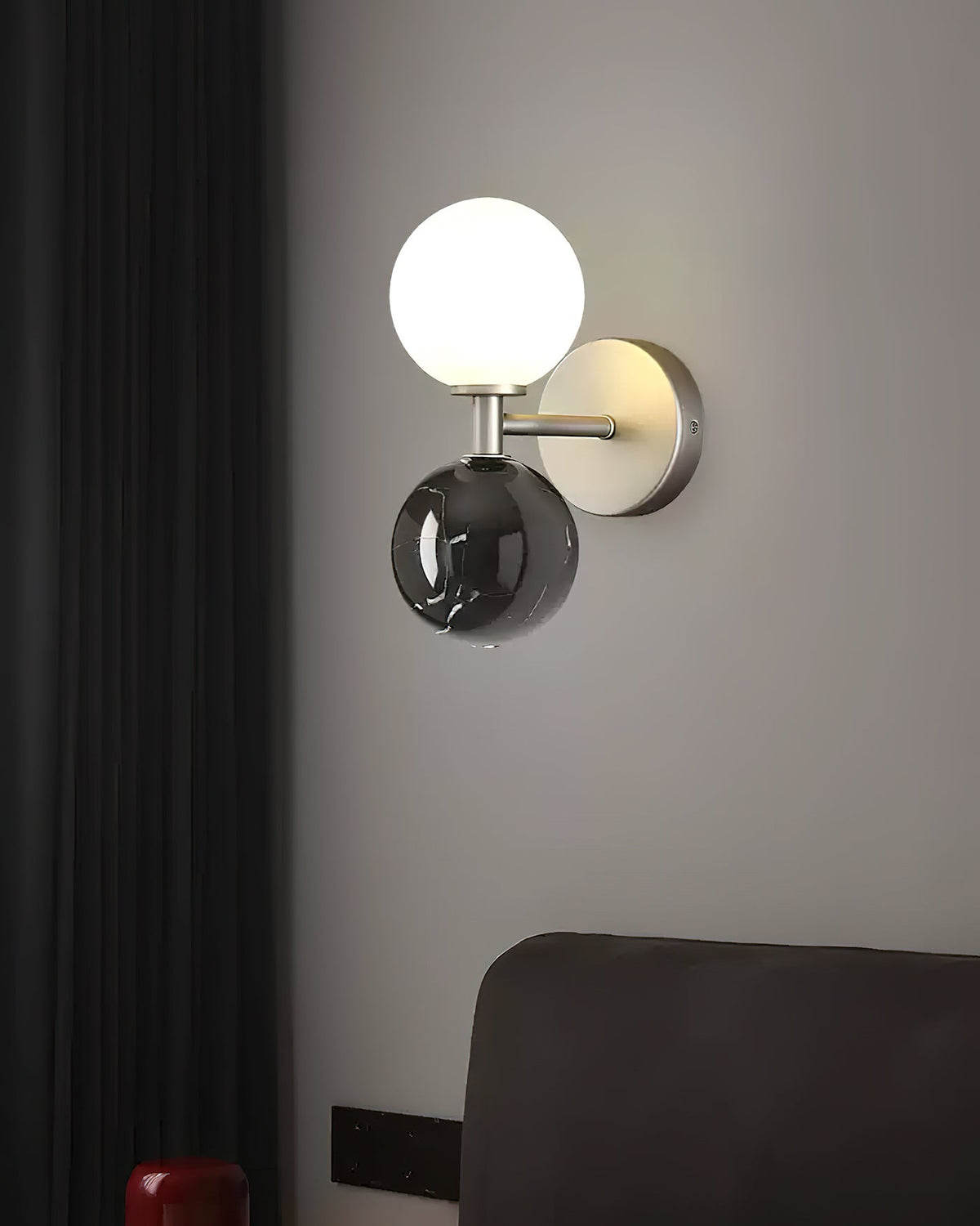 luna-drop-wall-lamp