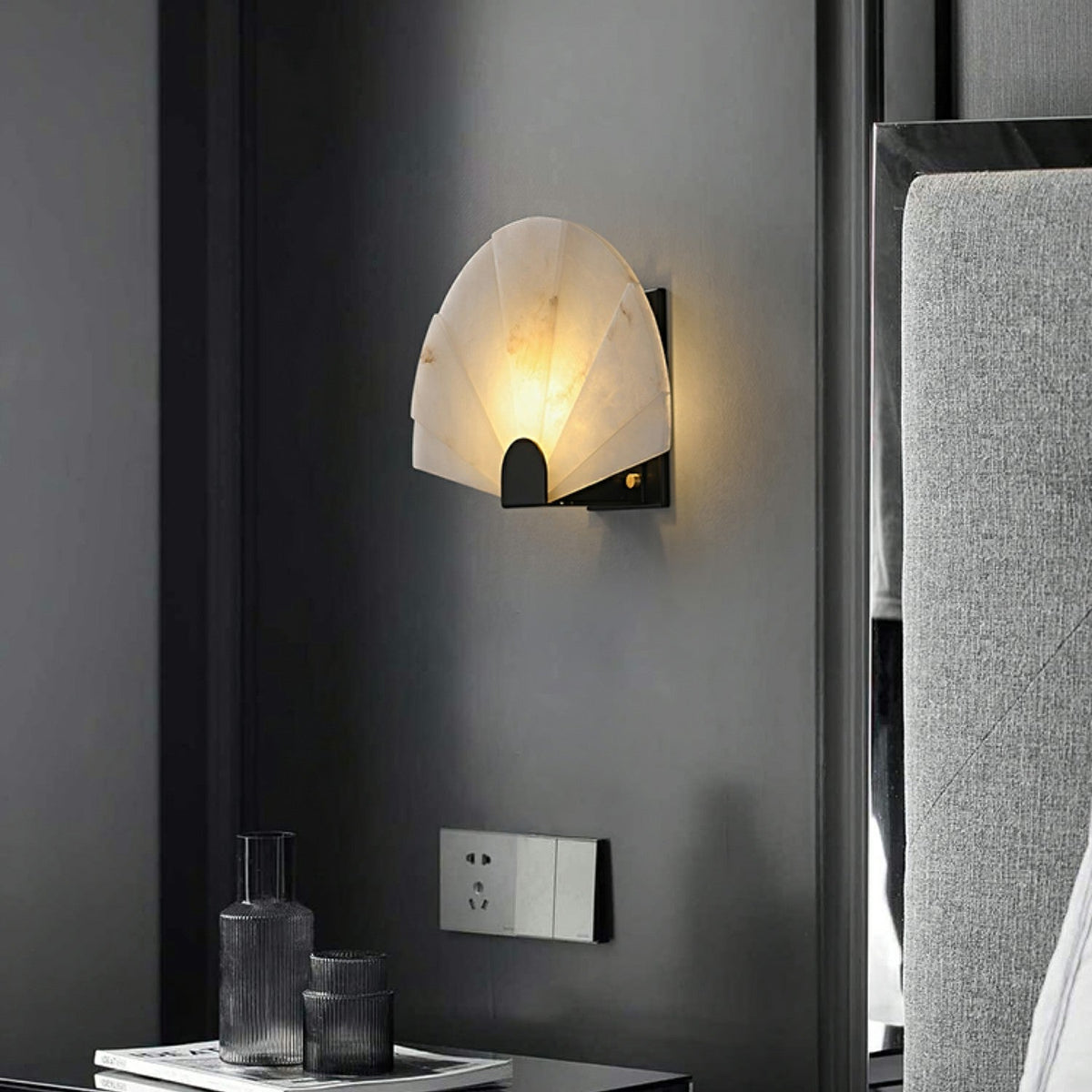 luna-fan-wall-lamp