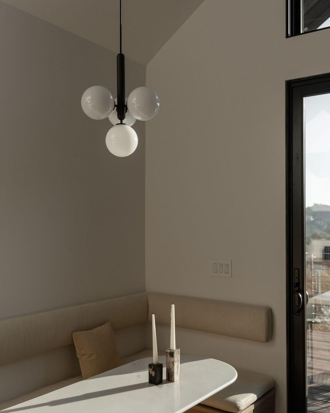 luna-orb-pendant-light