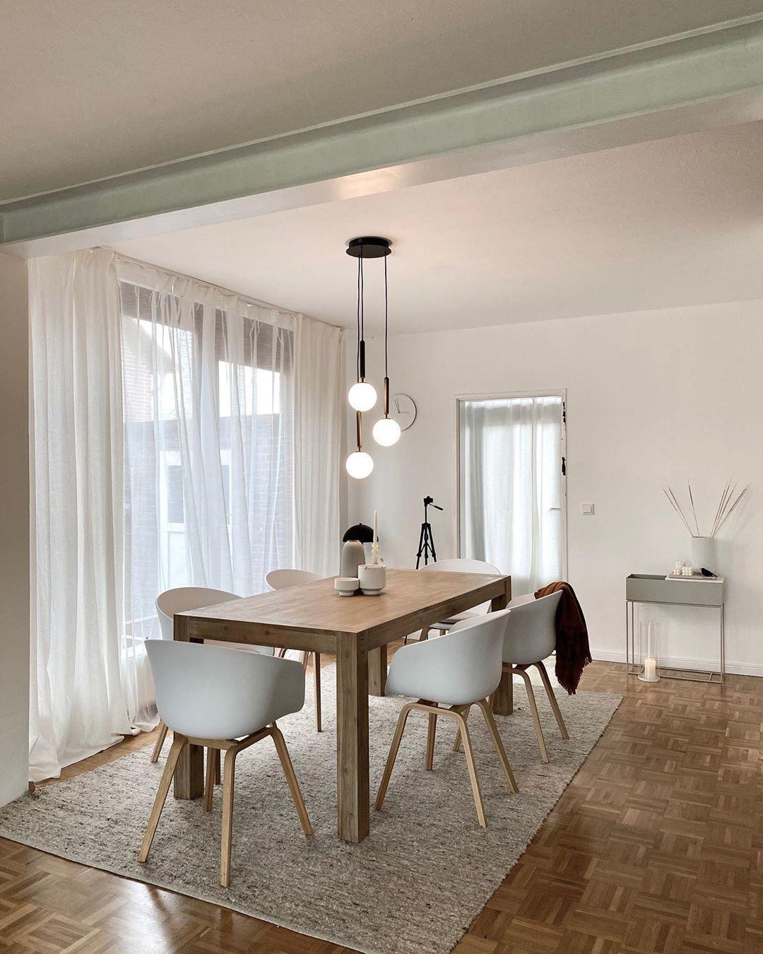 luna-orb-pendant-light