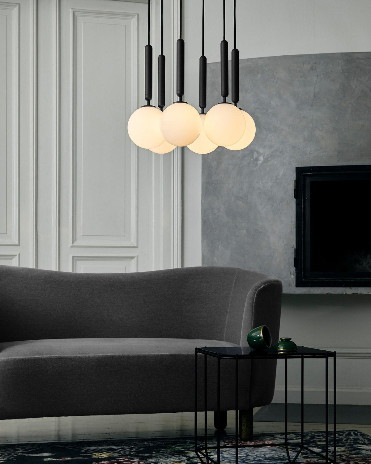 luna-orb-pendant-light