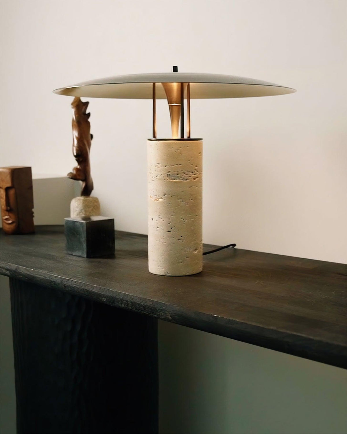 luna-table-lamp