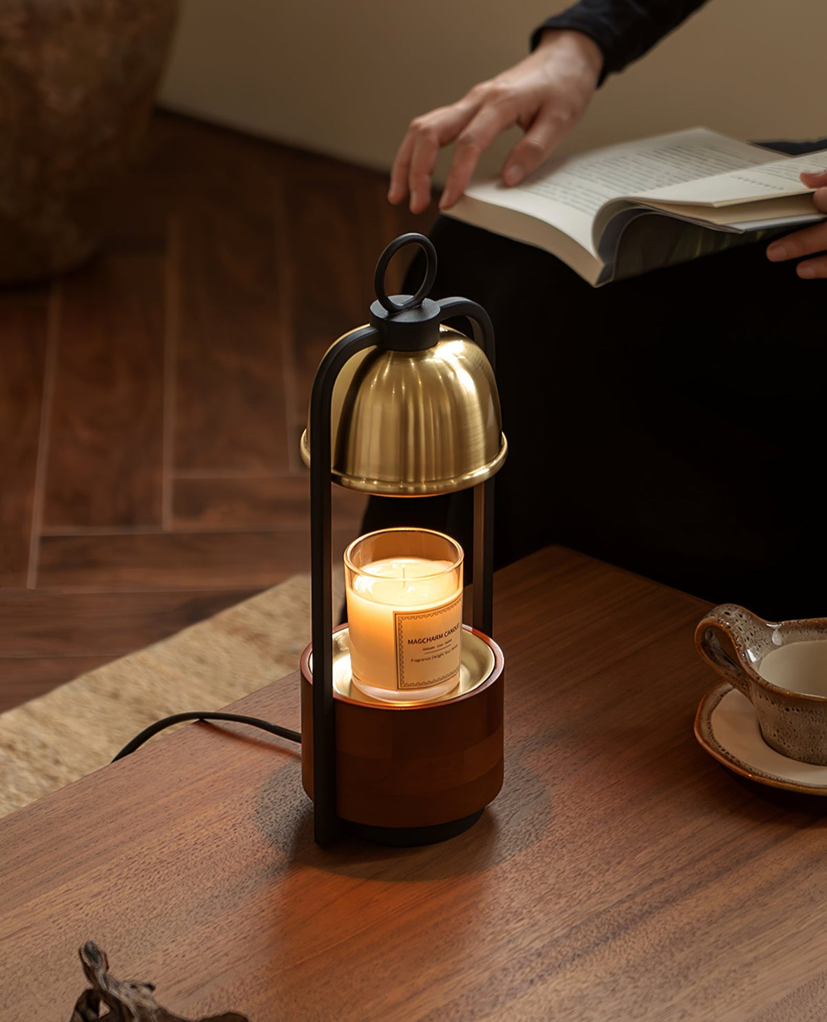 Lunara Candle Warmer Lamp – Brass & Walnut Table Light