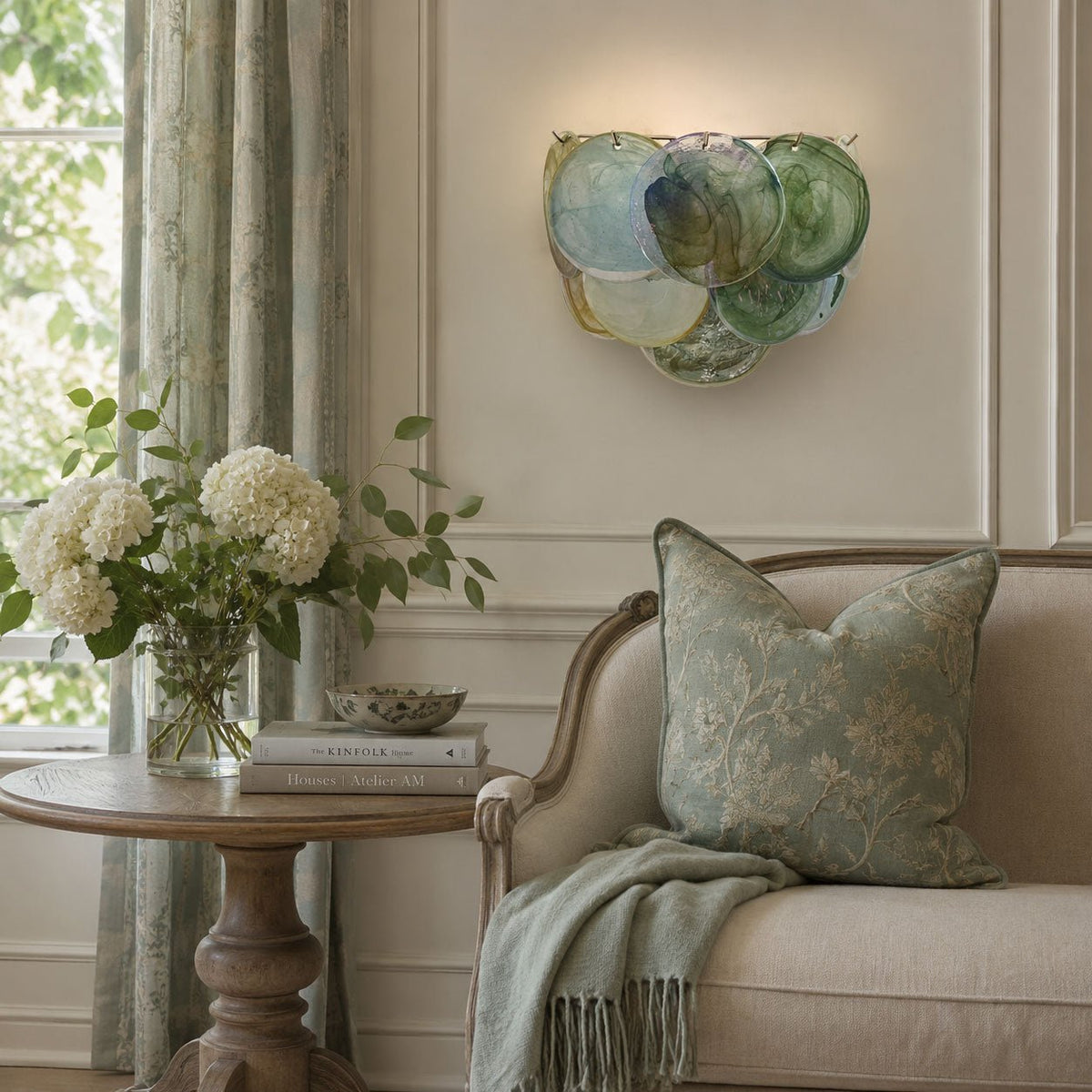 Lunaria Disc Glass Wall Sconce – Handcrafted Murano Glass, Nickel Finish