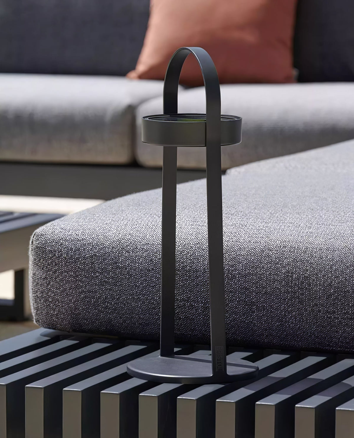 Lunetta Arc Portable LED Table Lamp – Rechargeable Outdoor Lantern