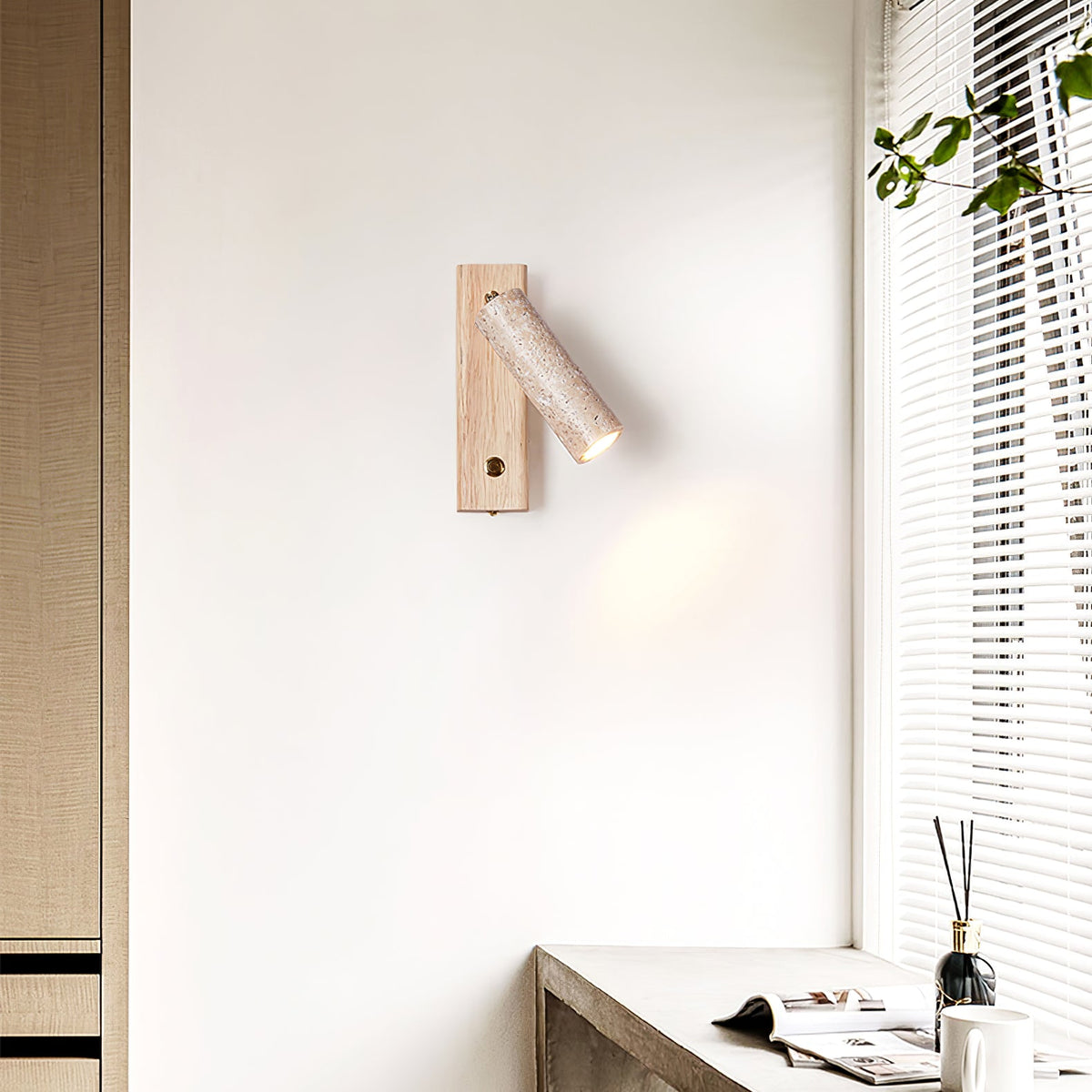 Lustra Torch Wall Sconce in Travertine and Wood