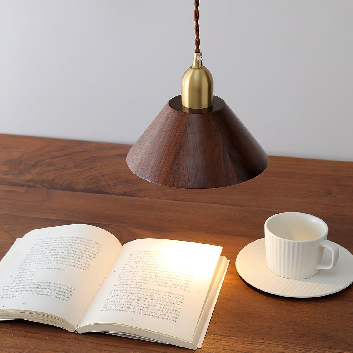 Lyfa Walnut Pendant Light – Modern Brass & Wood Hanging Lamp for Dining, Kitchen, Bedroom