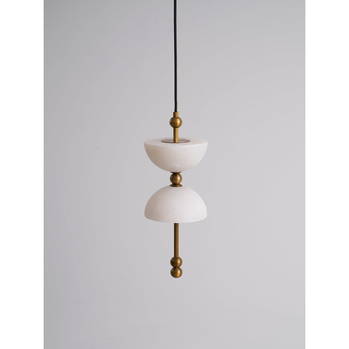 lyra-alabaster-pendant-lamp