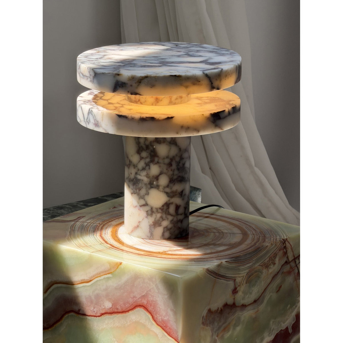pillar-marble-table-lamp