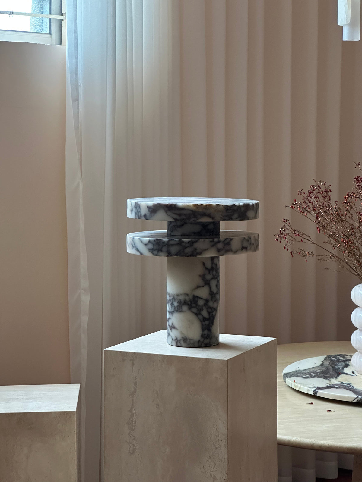 pillar-marble-table-lamp