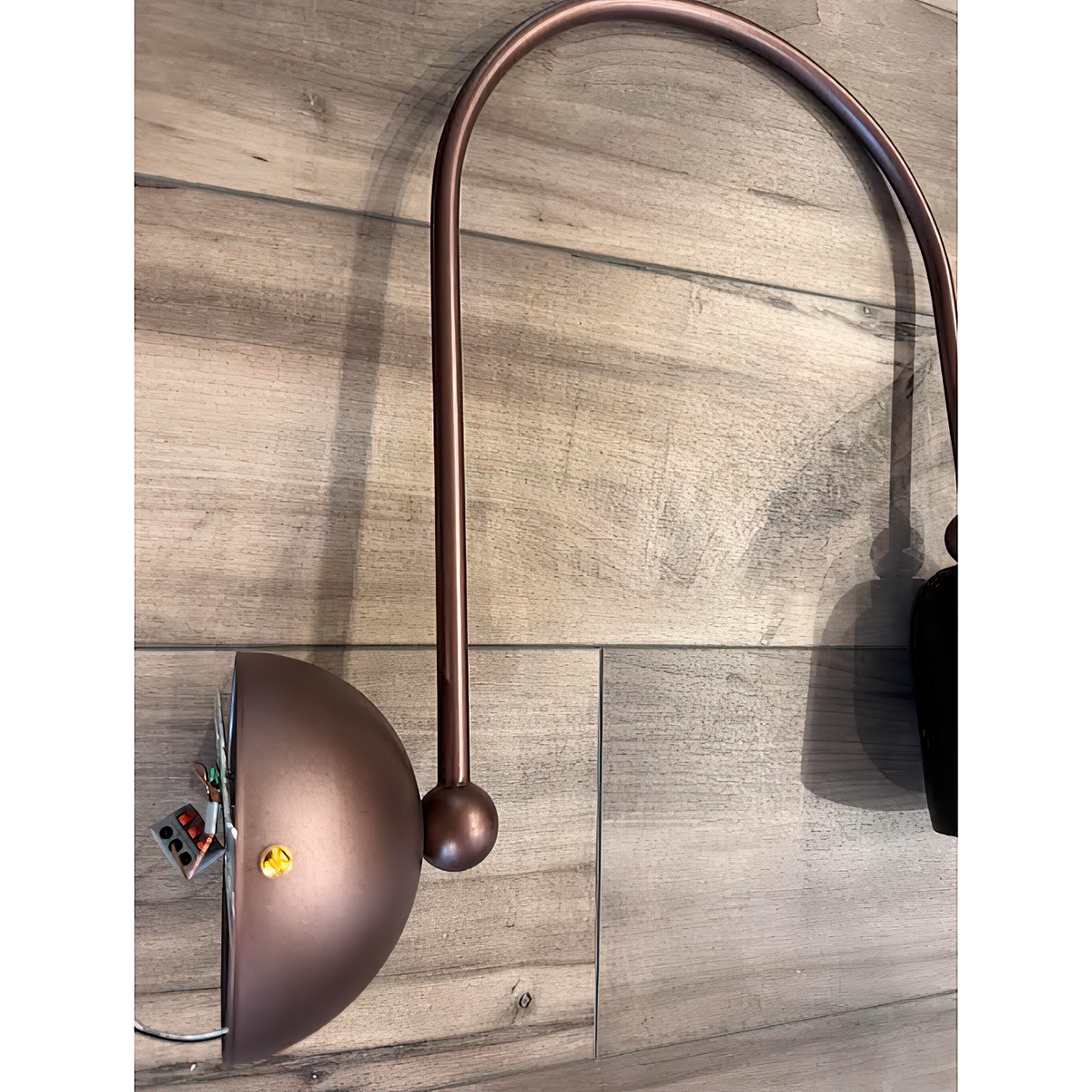 madame-wall-lamp