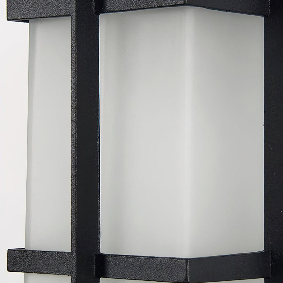madison-outdoor-wall-lamp