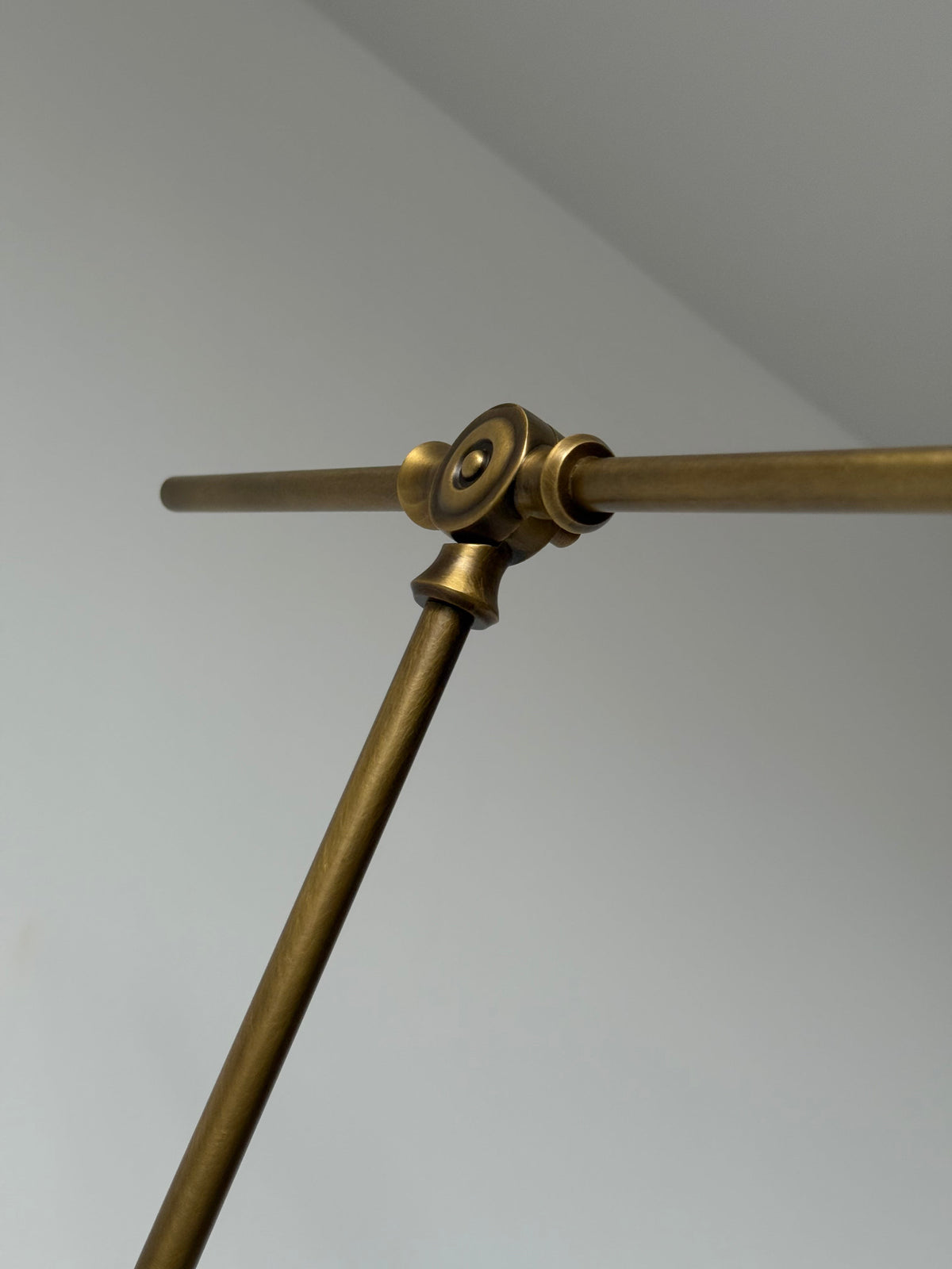 magari-wall-lamp
