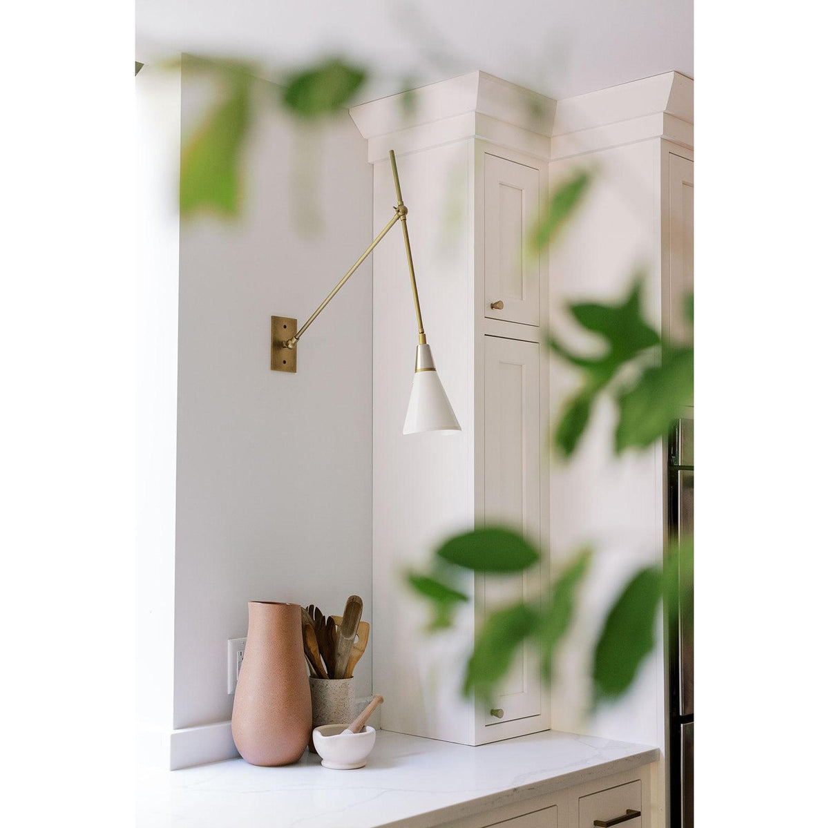 magari-wall-lamp