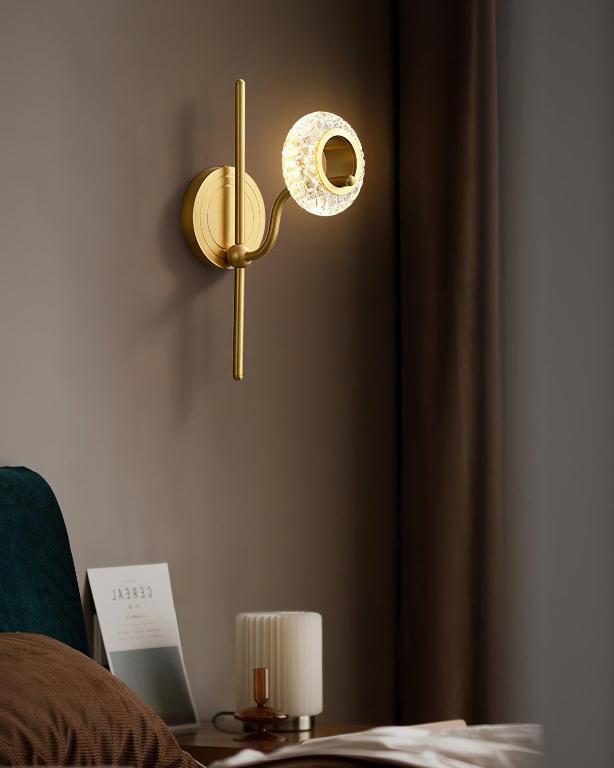 magic-ring-wall-light