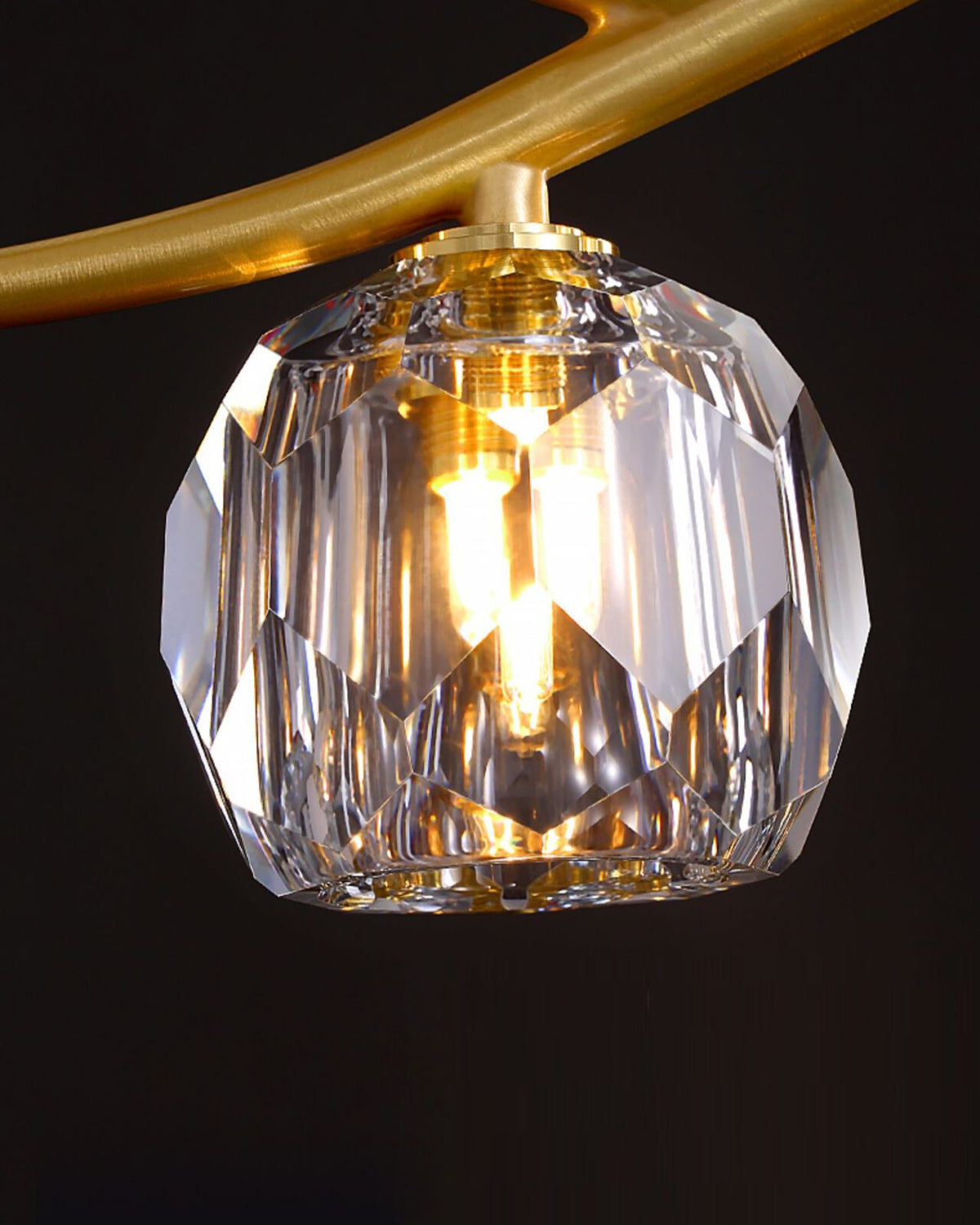 Magpie Branch Pendant Light