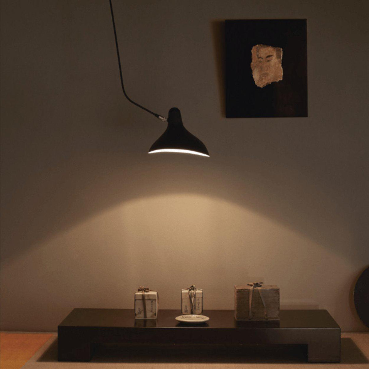 mantis-pendant-light