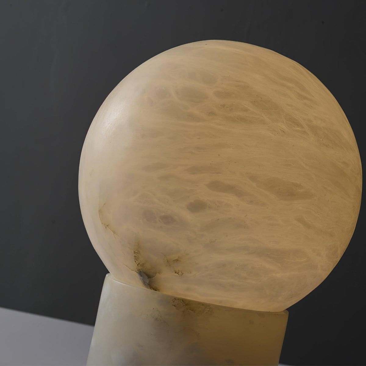 marble-ball-table-lamp