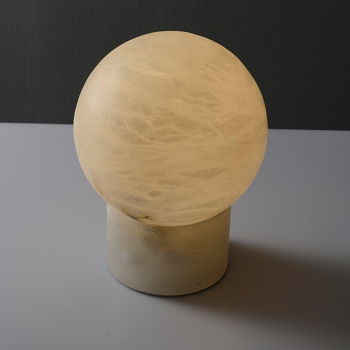 marble-ball-table-lamp