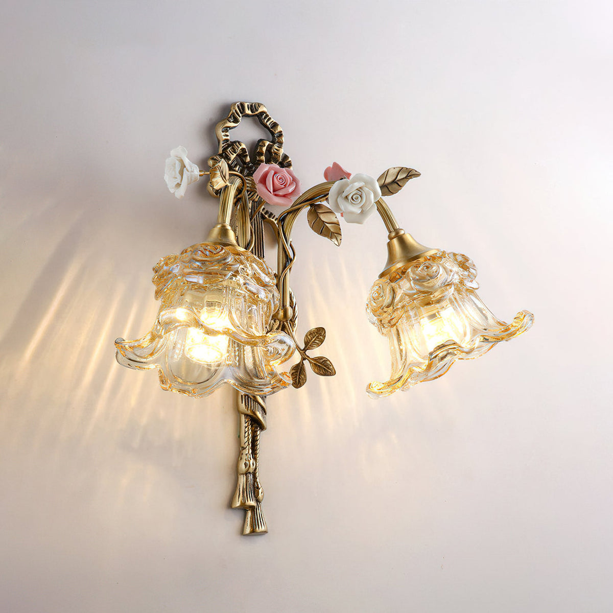 margaux-fleur-wall-lamp