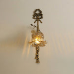 margaux-fleur-wall-lamp