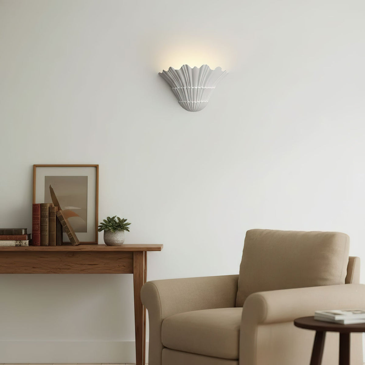 Marina Shell Wall Sconce – Sculptural Coastal Light in White