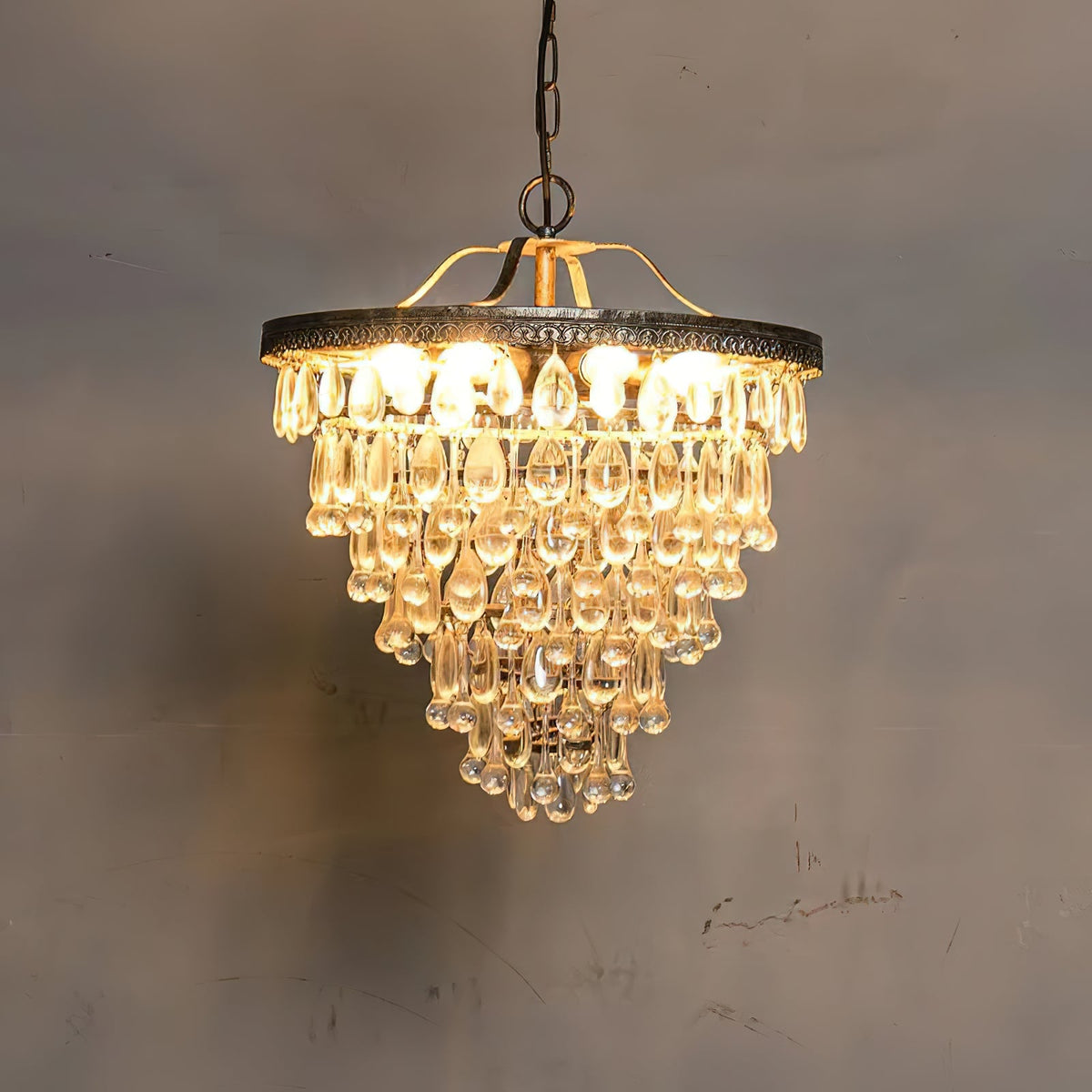 crystal-inverted-pyramid-chandelier