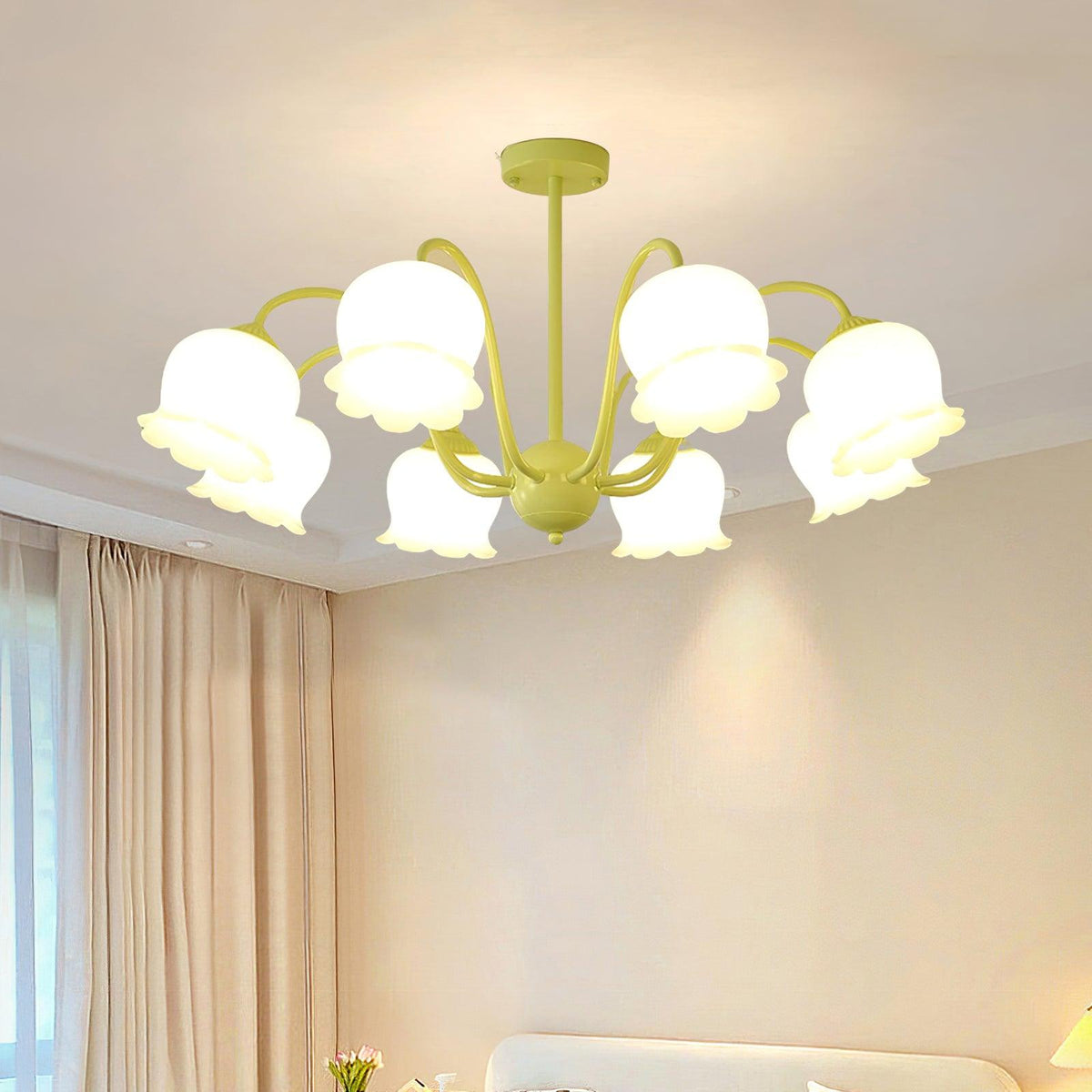 matcha-resin-flower-chandelier