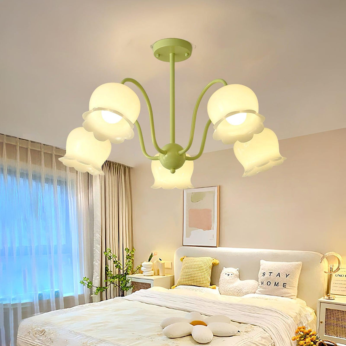 matcha-resin-flower-chandelier