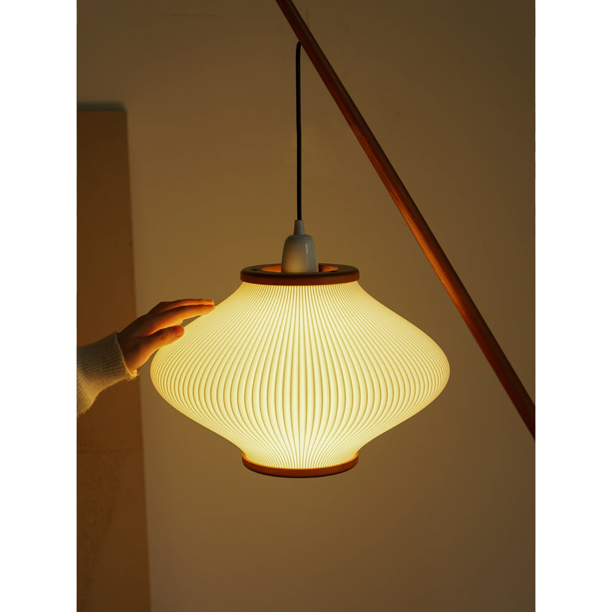 matsusu-floor-lamp