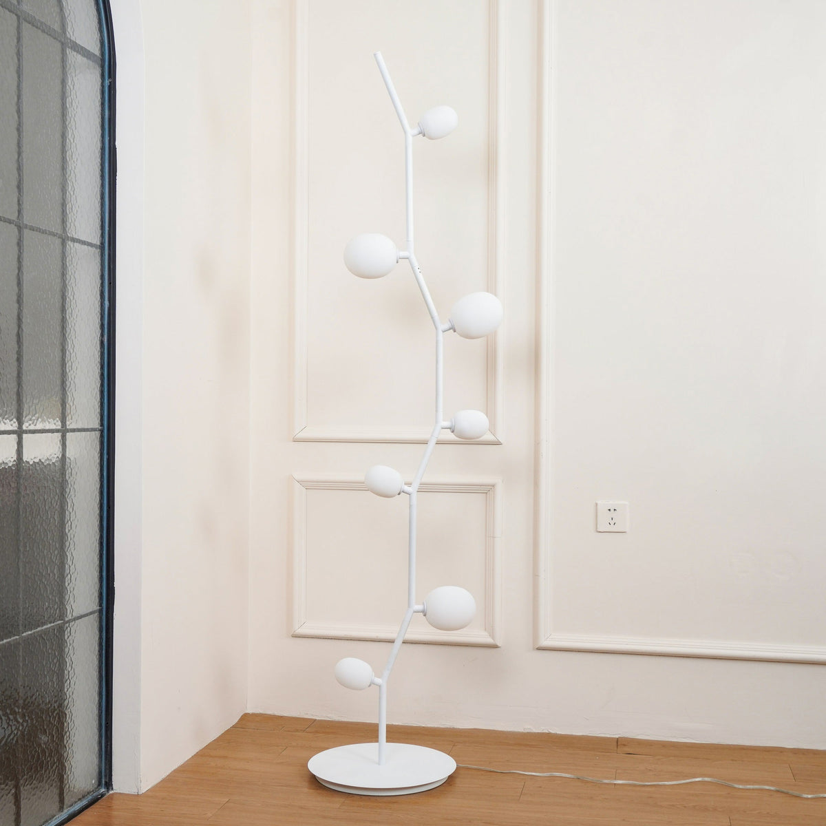 matteo-floor-lamp