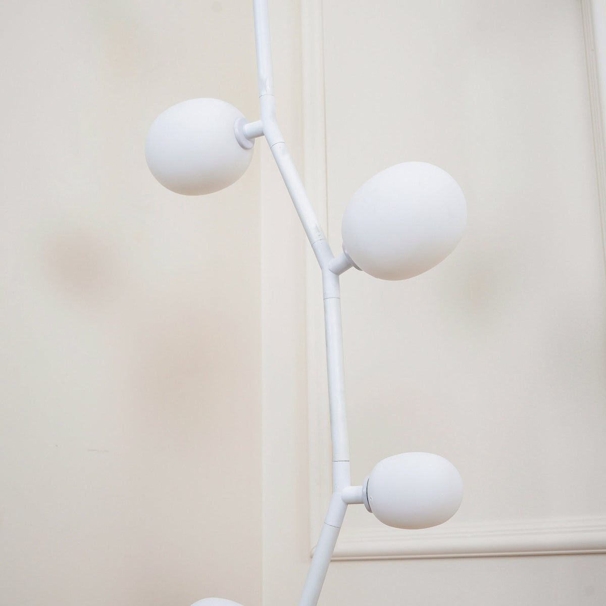 matteo-floor-lamp