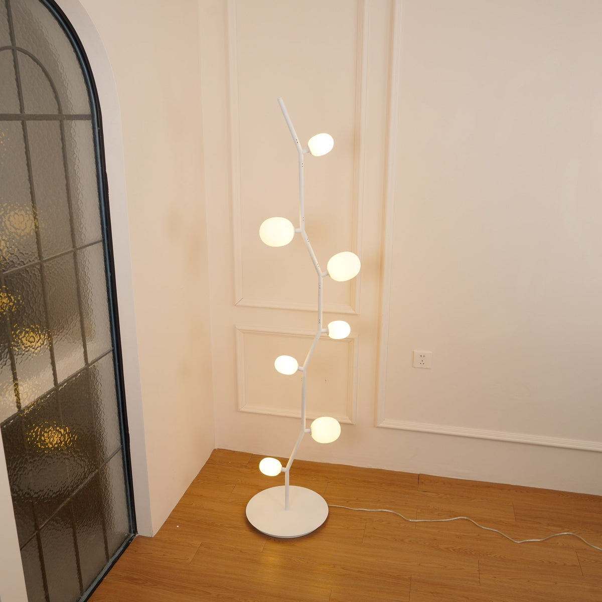 matteo-floor-lamp