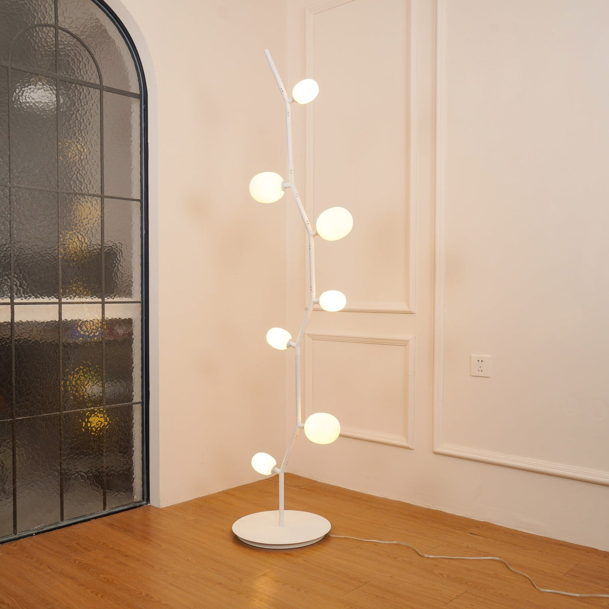 matteo-floor-lamp