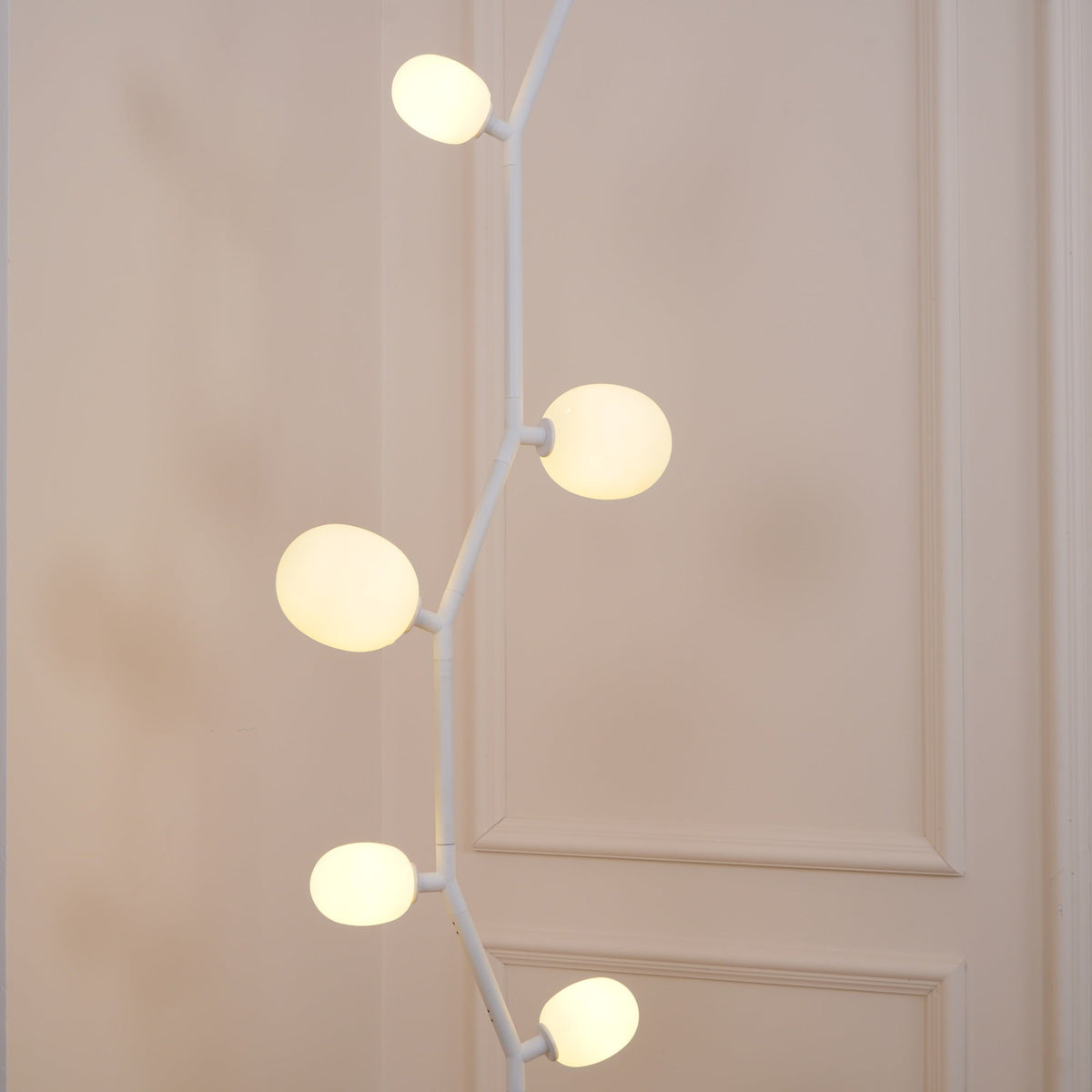 matteo-floor-lamp
