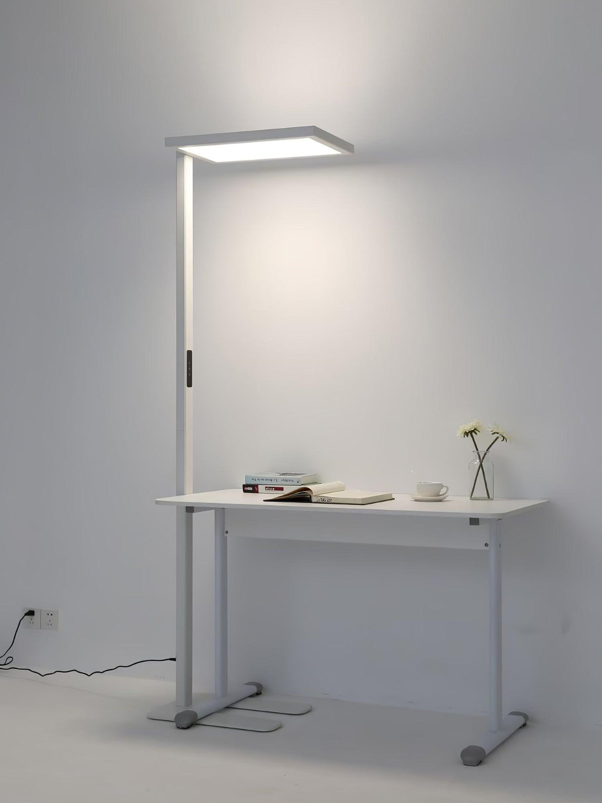 Matthis Led Floor Lamp