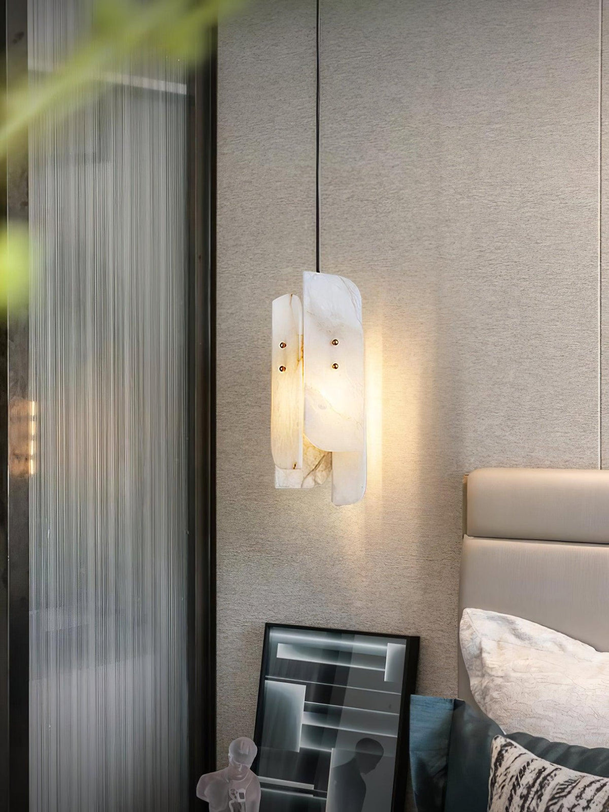 megalith-alabaster-pendant-light